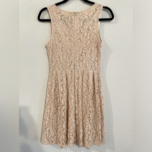Anthropologie Comme Toi Women’s Dress Small Pink Ditsy Floral Lace Girlhoodcore - Picture 3 of 14